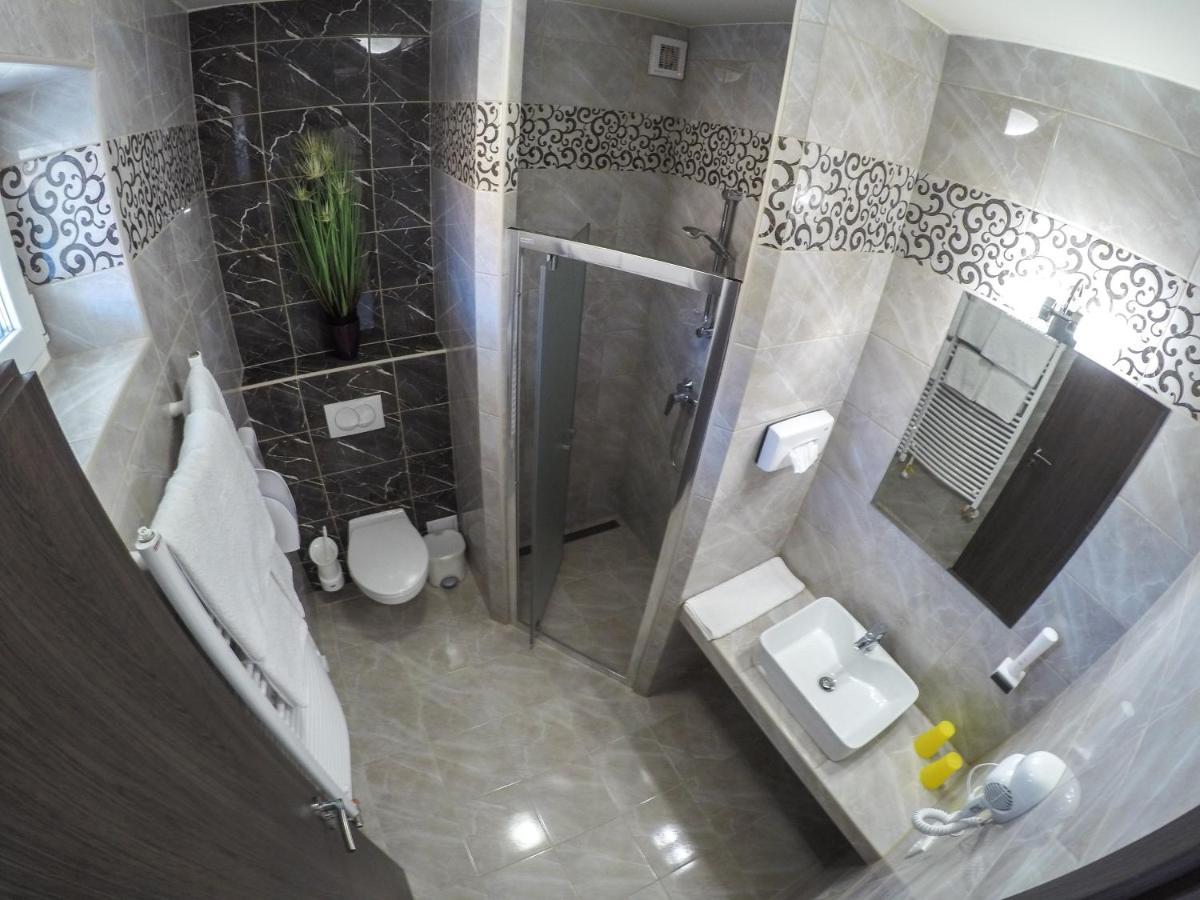 Fonix Apartman Lenti Zewnętrze zdjęcie